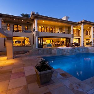 Villa Paradisa Guest House